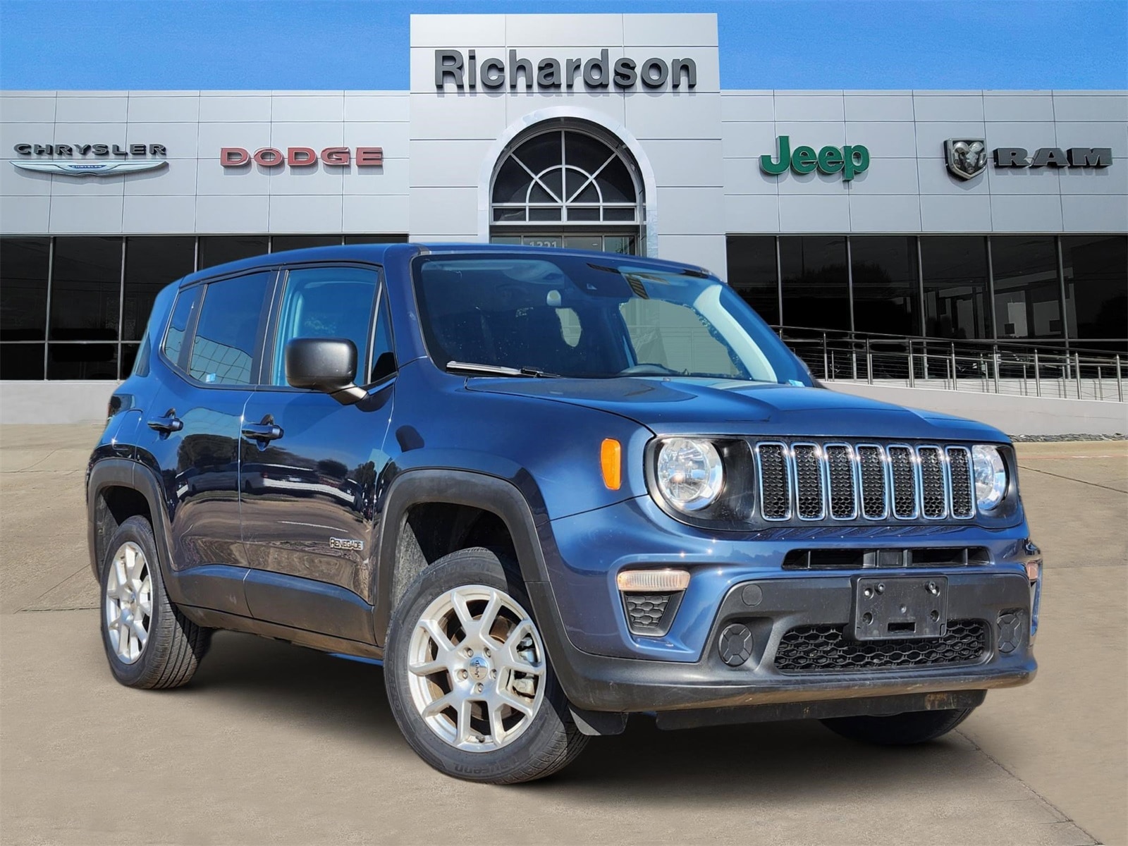 2023 Jeep Renegade Latitude