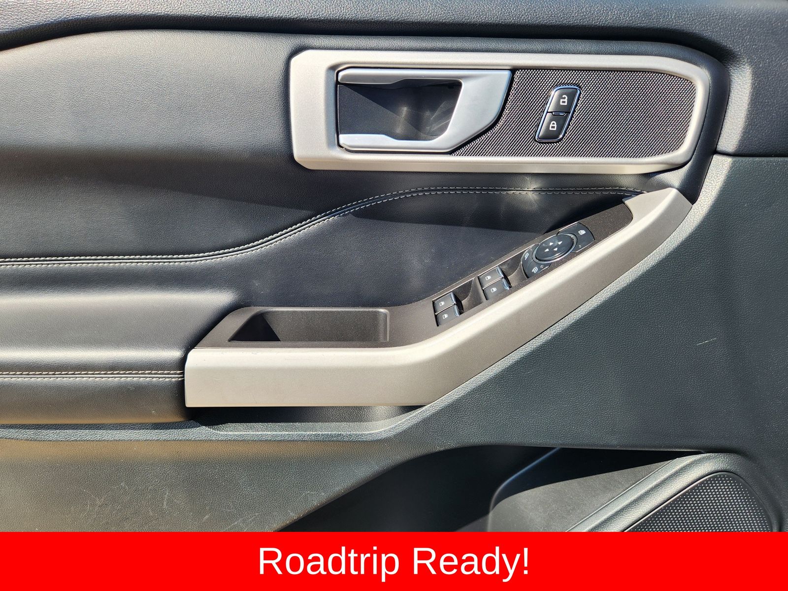 Used 2024 Black Metallic Ford XLT image 32