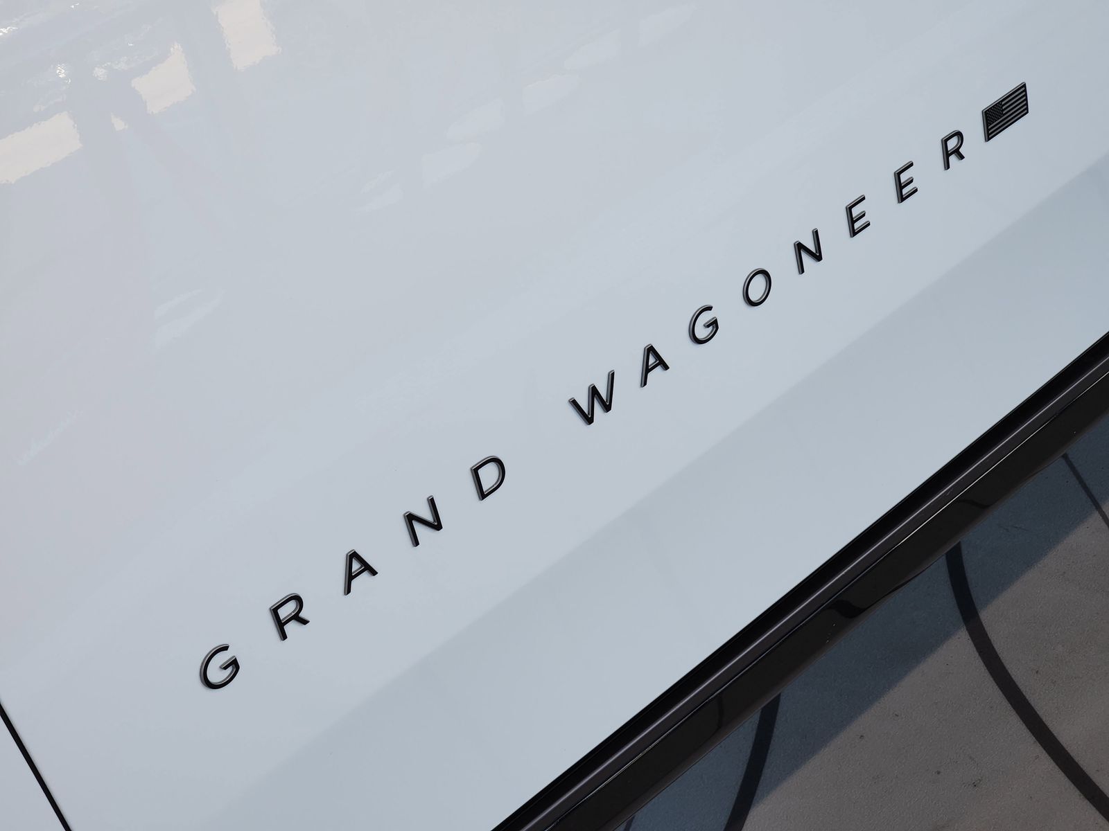 New 2026 Bright White Jeep LIMITED RESERVE 4X4 image 16