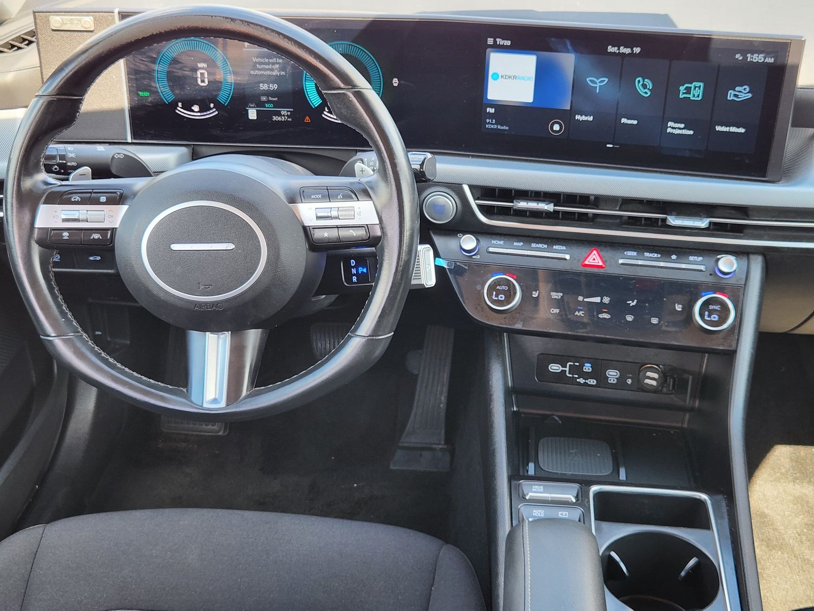 Used 2025 Serenity White Hyundai SEL image 36