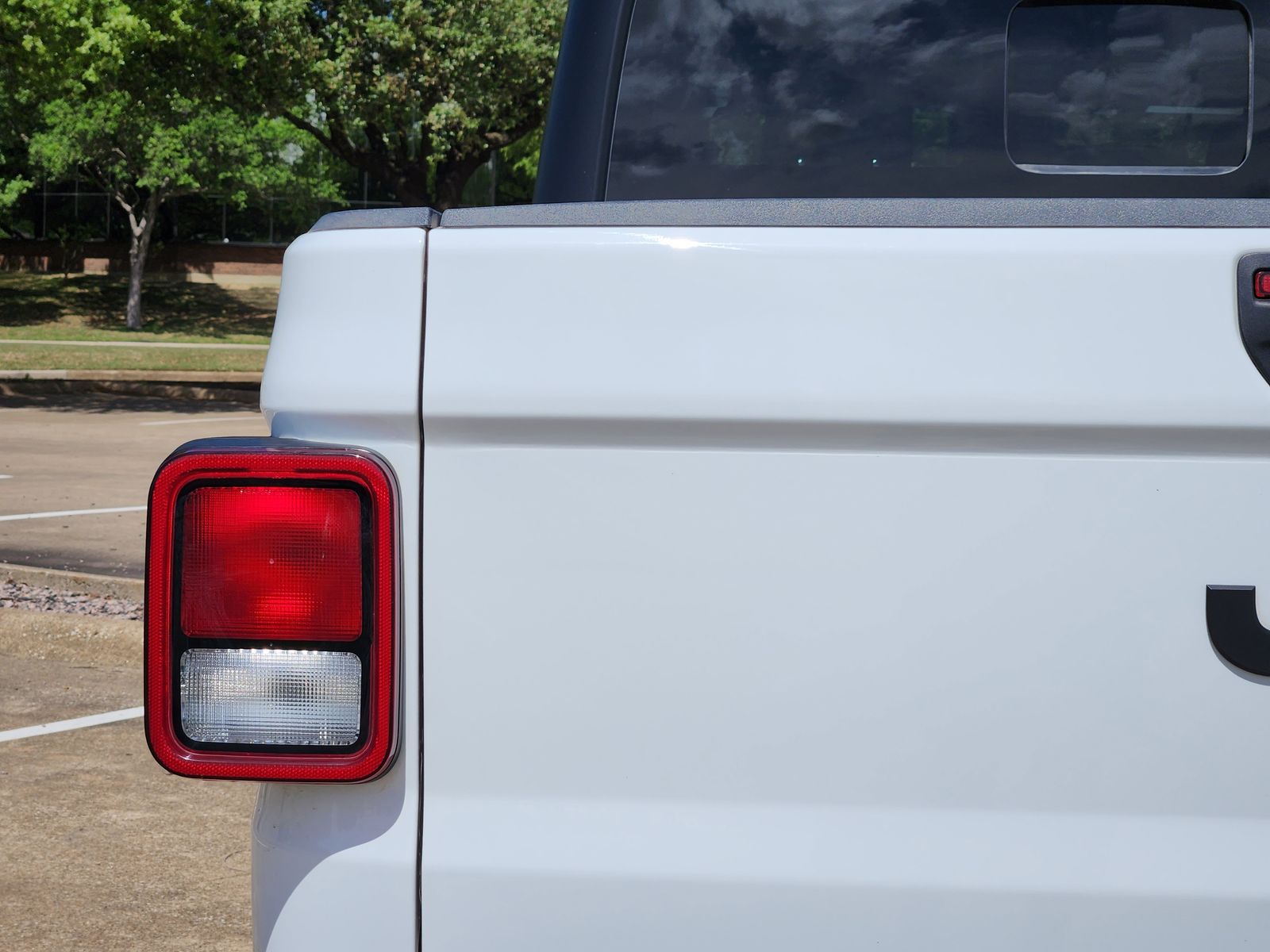 Used 2025 Bright White Jeep Sport image 15