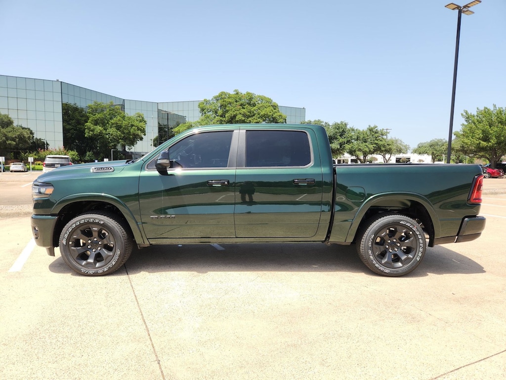 New 2026 Ram 1500 LONE STAR CREW CAB 4X4 5'7 BOX Pickup
