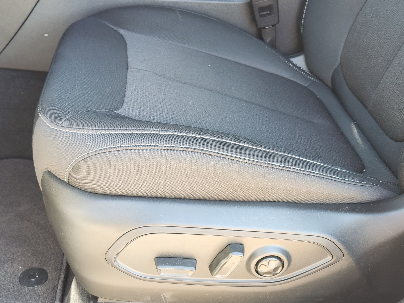 New 2026 Bright White Jeep LAREDO X 4X2 image 33