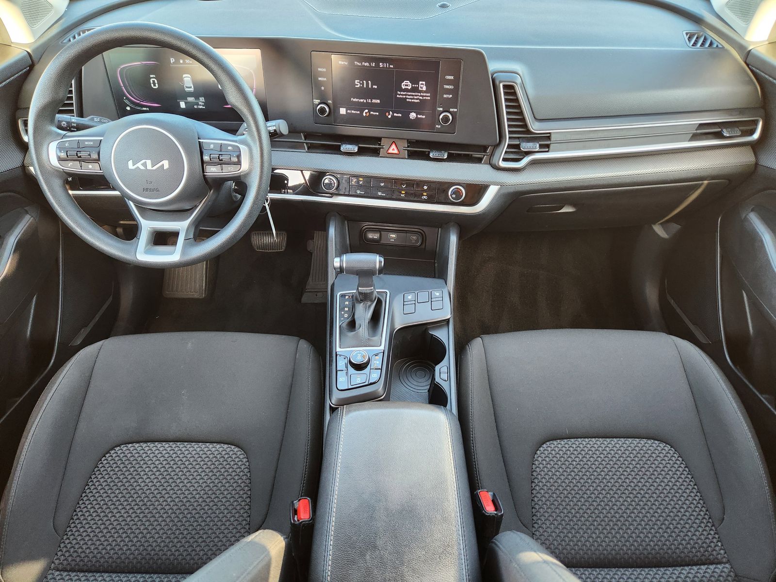 Used 2024 Snow White Pearl Kia LX image 33