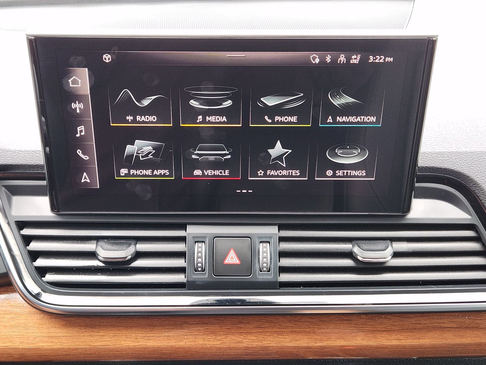 Used 2023 Florett Silver Audi 45 S line Premium image 24