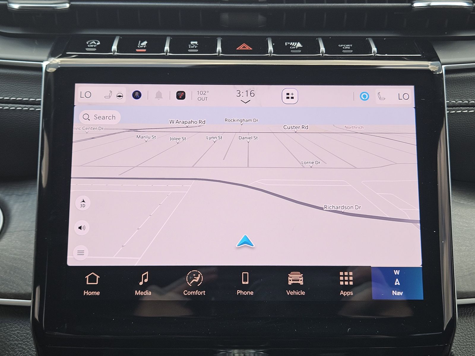 New 2025 Bright White Jeep L LIMITED 4X2 image 18