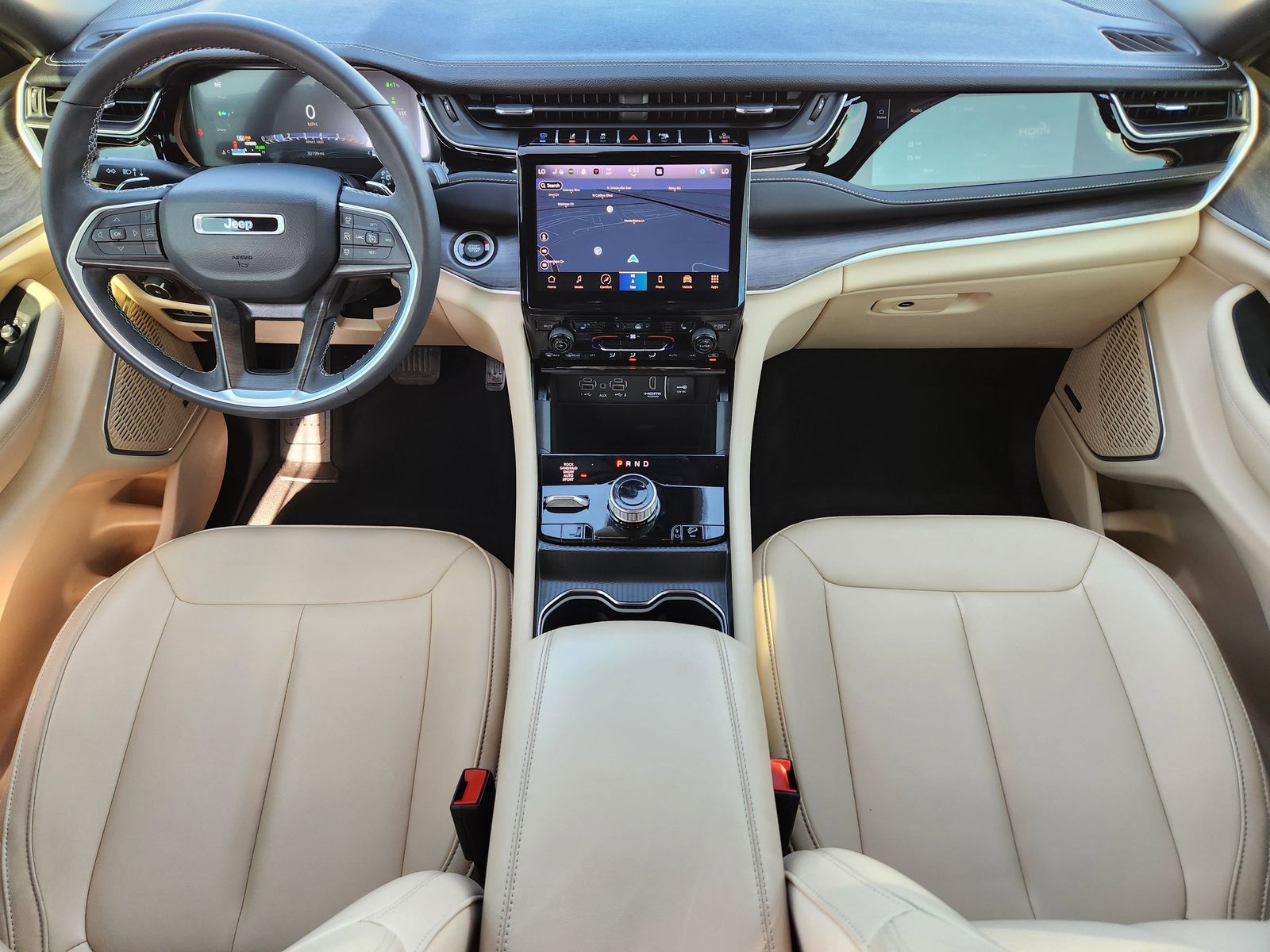 Used 2024 Bright White Jeep Base image 36