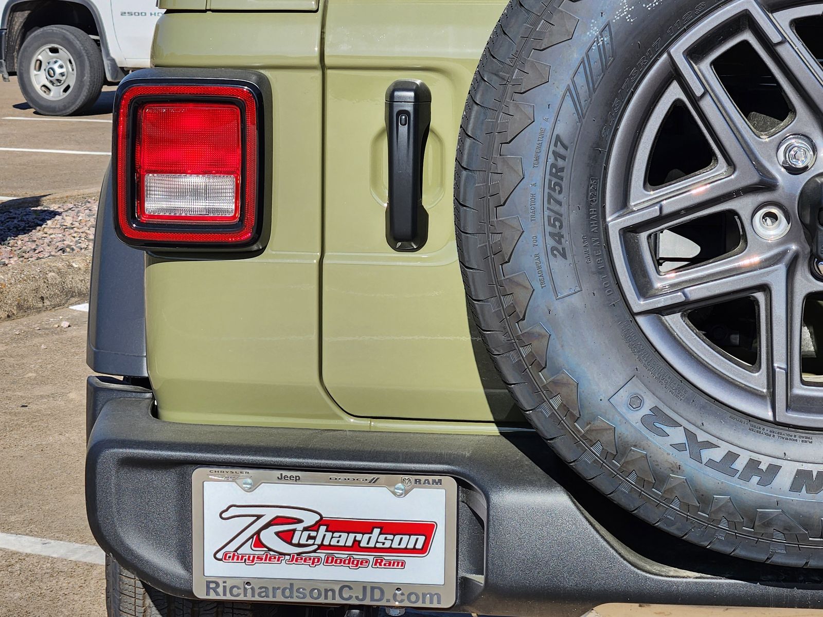 New 2026 41 Jeep 4-DOOR SPORT S image 15