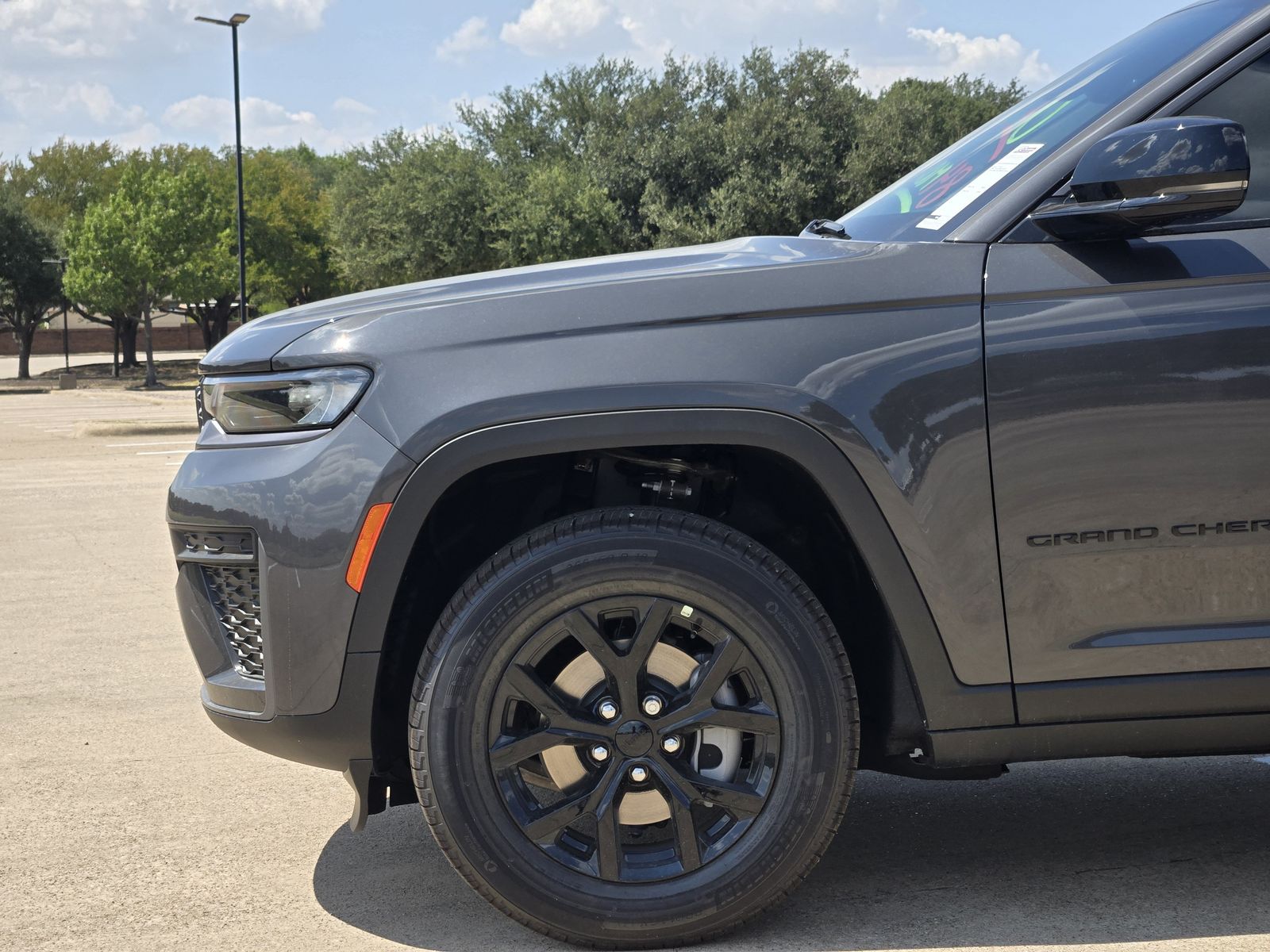 New 2026 Baltic Gray Jeep LAREDO ALTITUDE 4X2 image 8