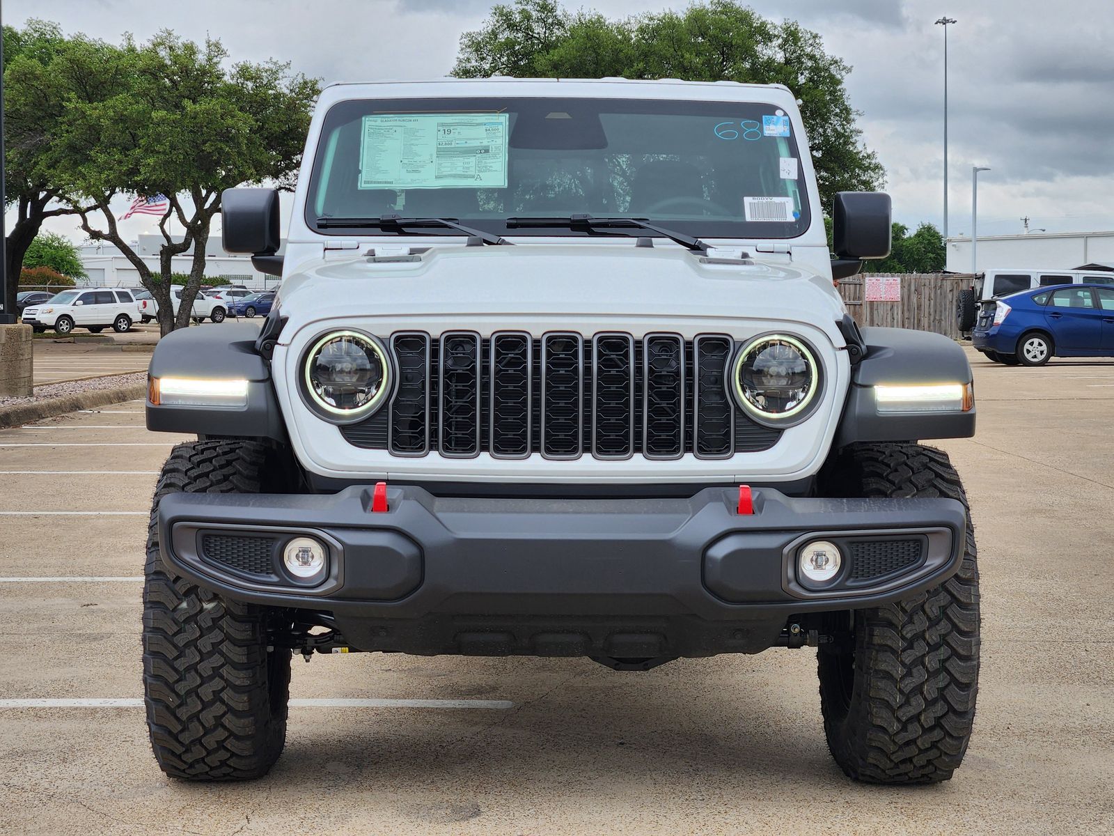 View vehicle photo 7