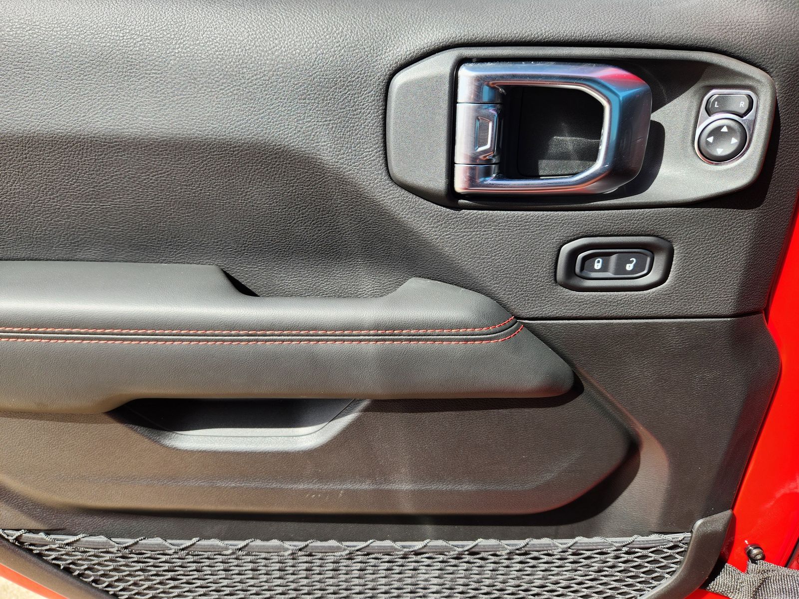 New 2026 Firecracker Red Jeep 4-DOOR RUBICON image 31