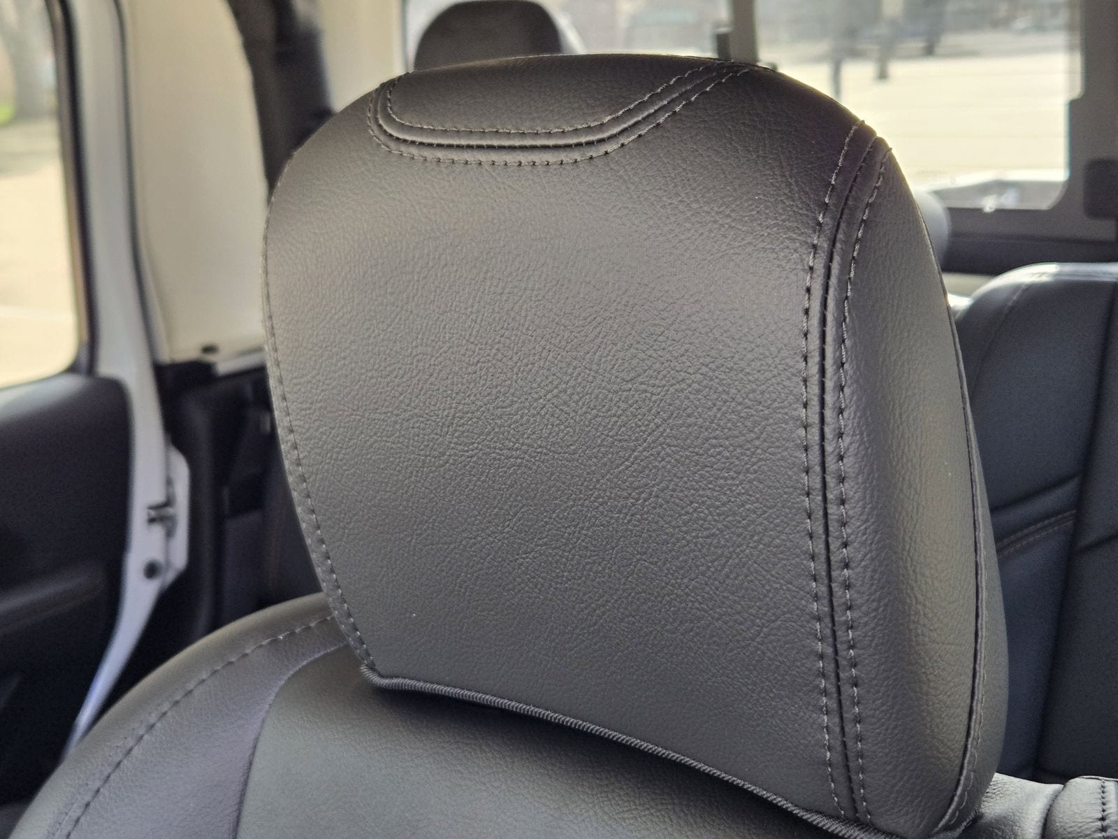 New 2026 Bright White Jeep TEXAS TRAIL 4X4 image 17