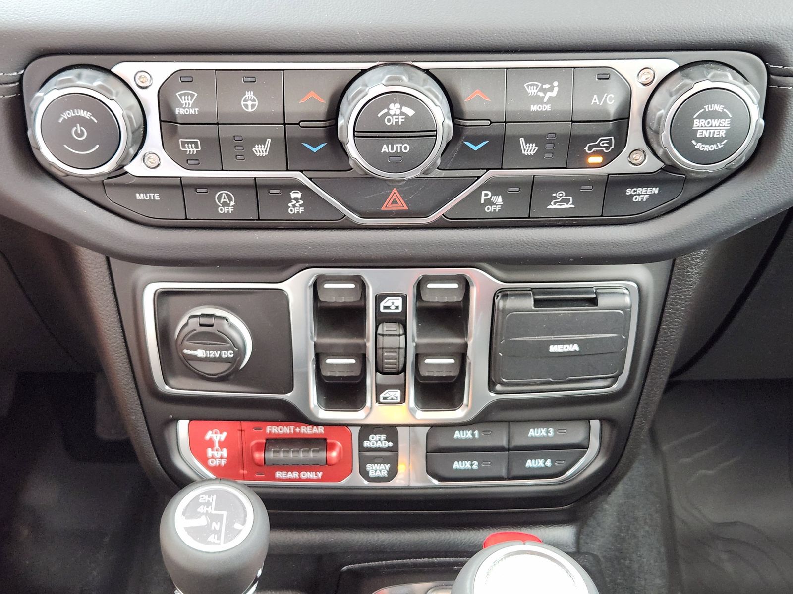 New 2026 Firecracker Red Jeep 4-DOOR RUBICON image 27