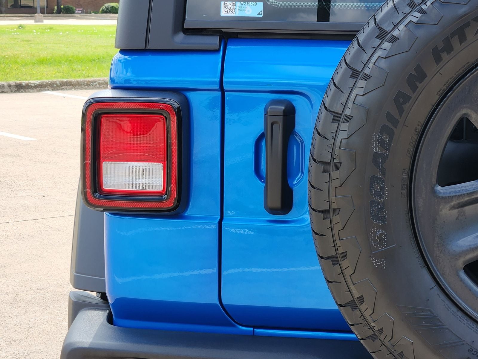 New 2026 Hydro Blue Pearlcoat Jeep 4-DOOR SPORT image 15