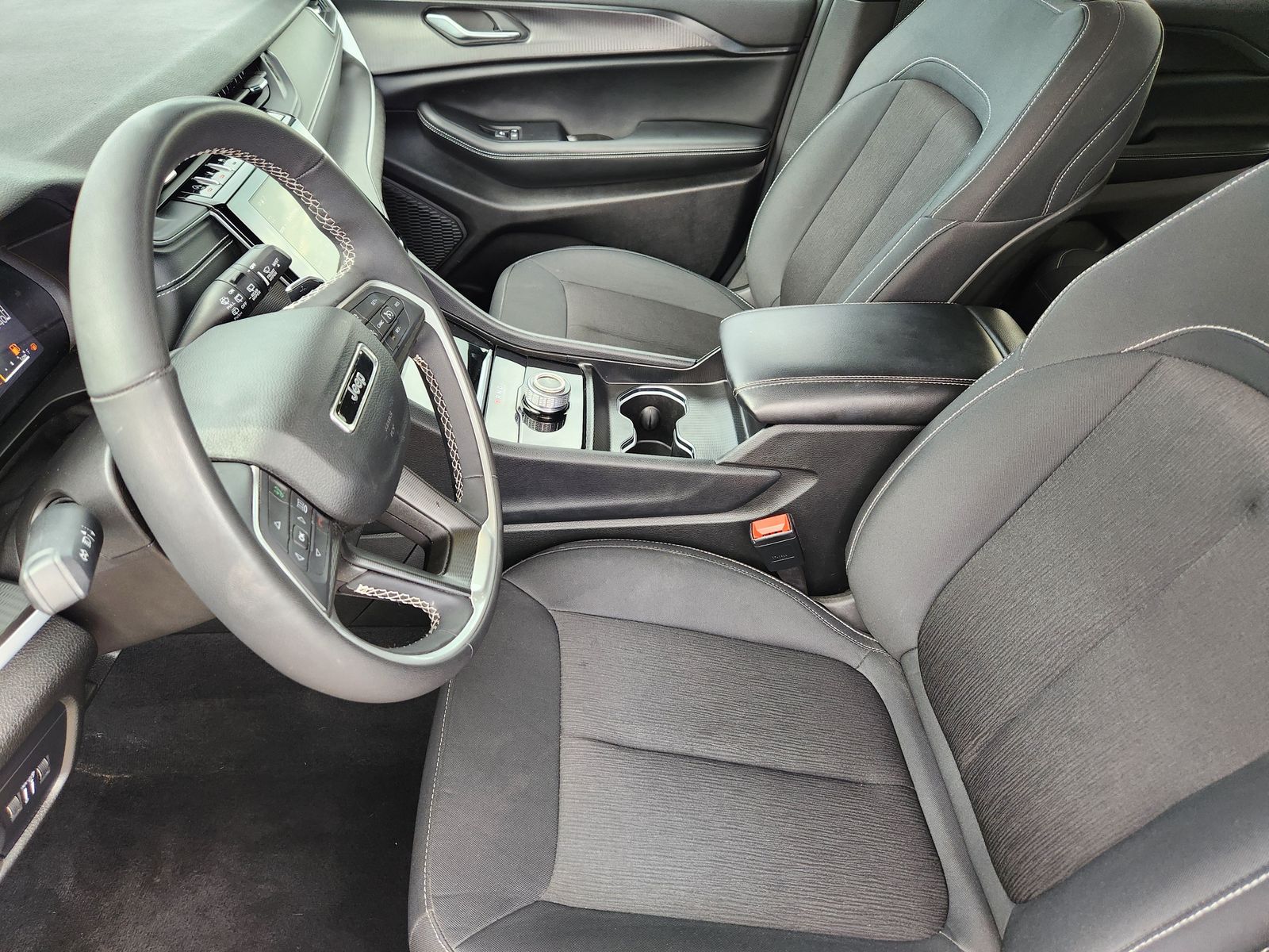 Used 2024 Bright White Clearcoat Jeep Laredo image 23