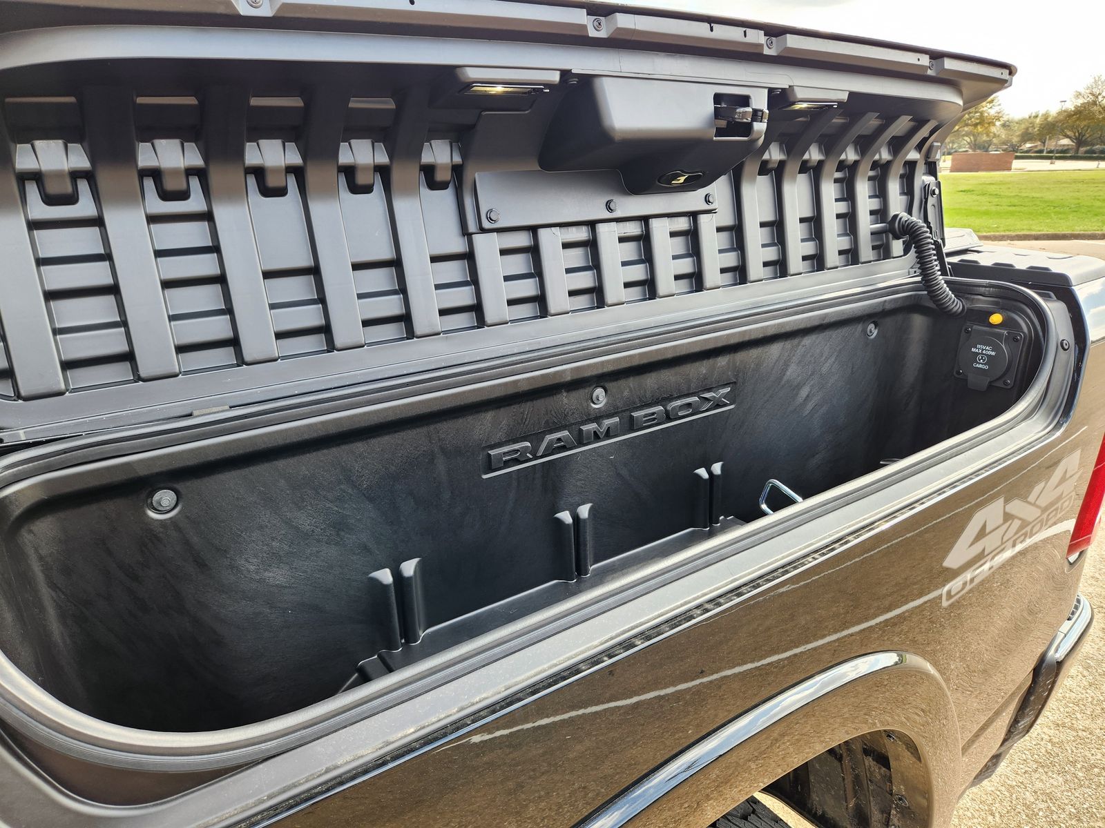 New 2026 Diamond Black Crystal Pearlcoat Ram TUNGSTEN CREW CAB 4X4 image 23