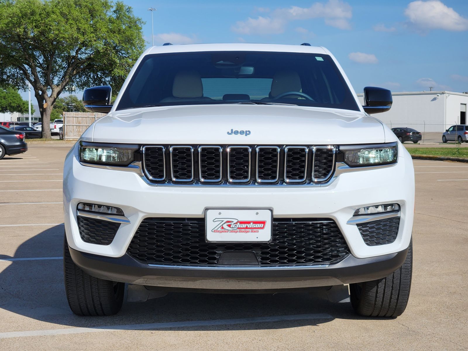 Used 2024 Bright White Jeep Base image 7