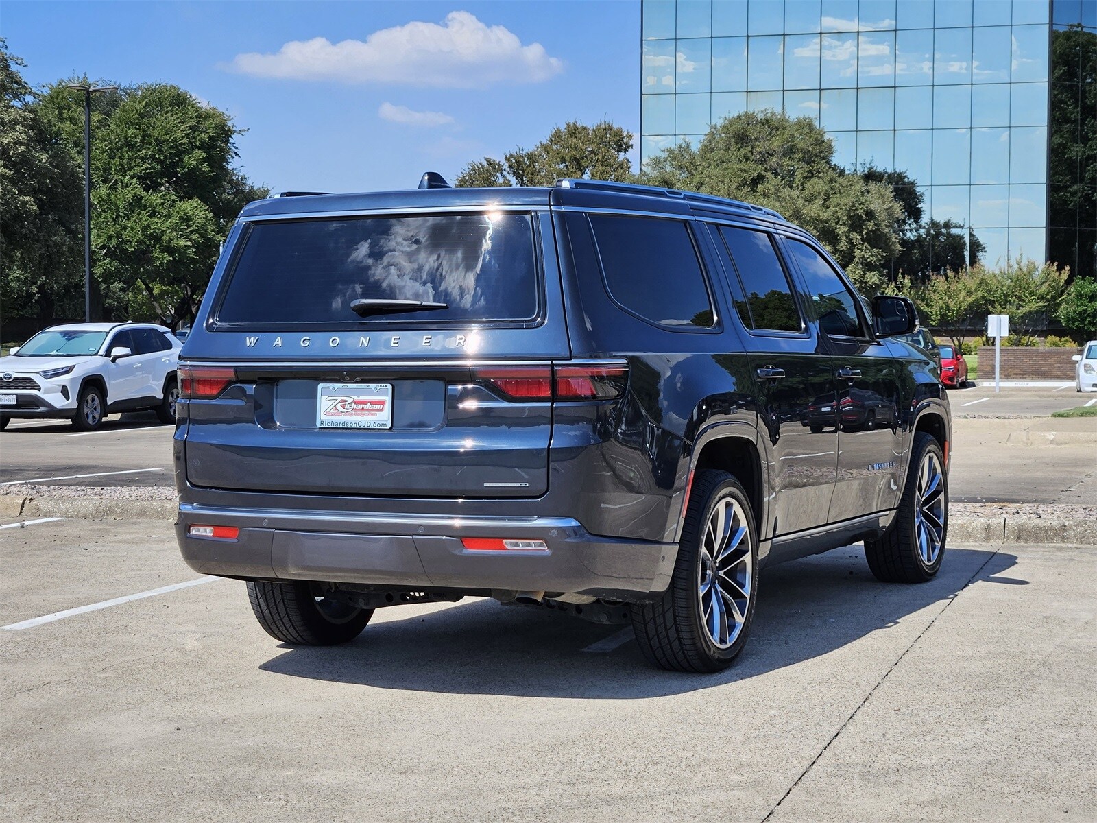 2022 Jeep Wagoneer Series III photo 4