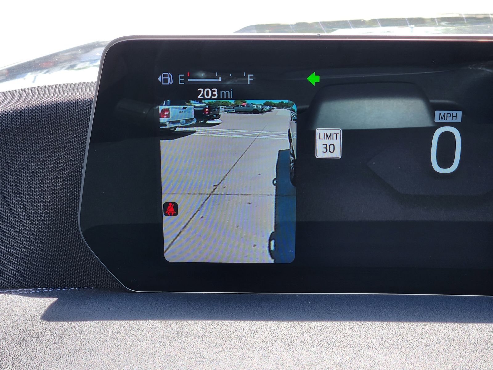 Used 2025 Gray Metallic Ford Platinum image 27