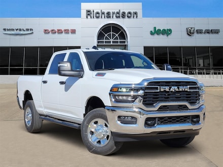 2026 Ram 2500 TRADESMAN CREW CAB 4X4 6'4 BOX Pickup