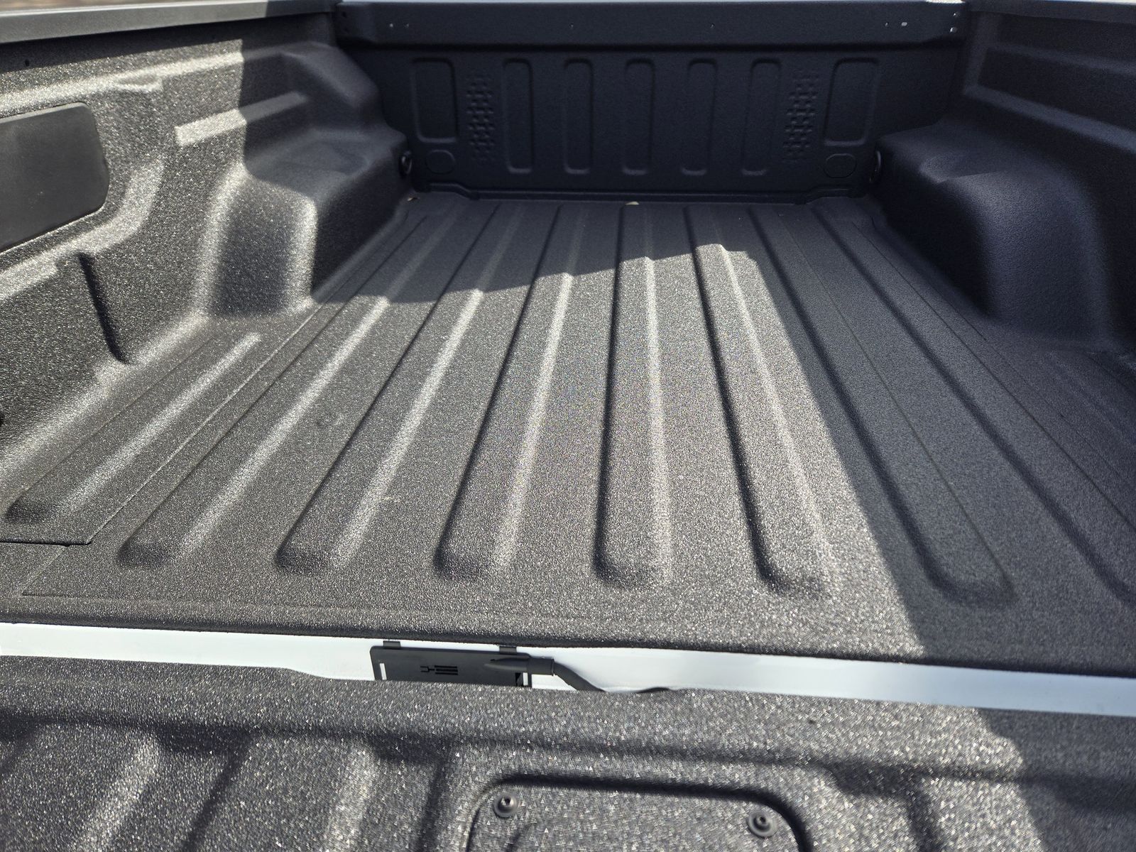 New 2026 Bright White Jeep TEXAS TRAIL 4X4 image 32