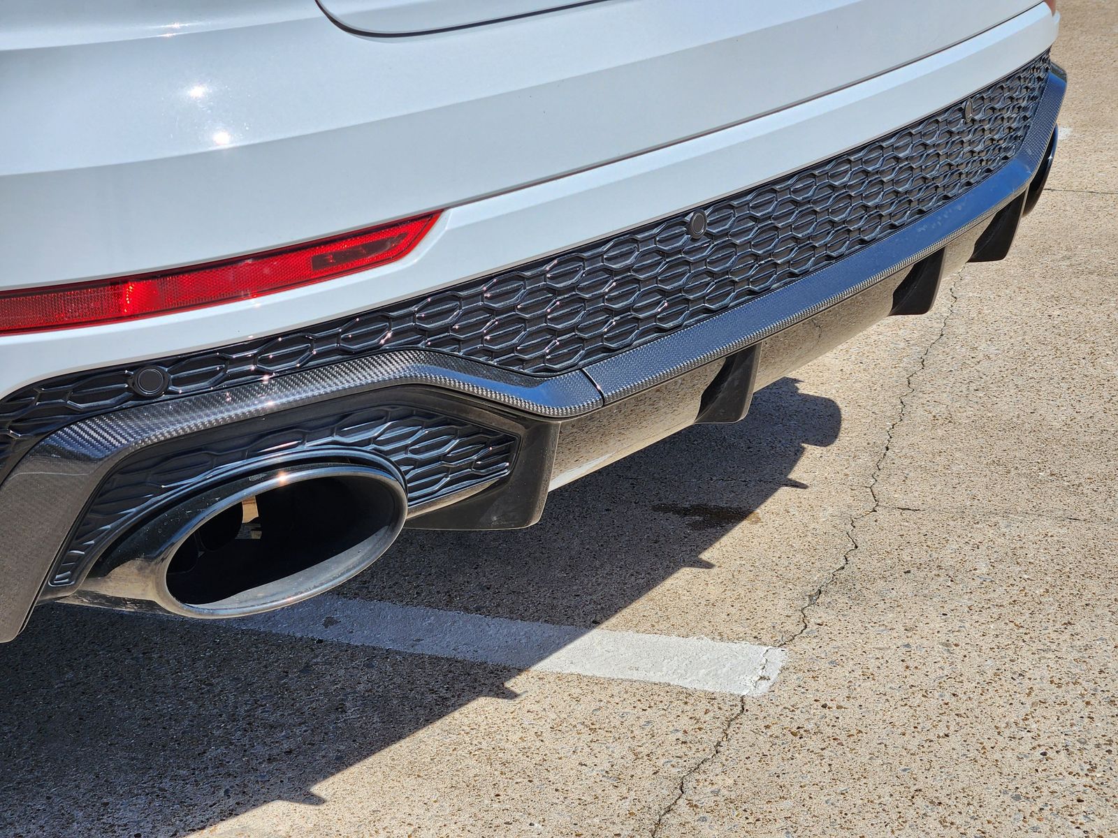 Used 2023 Glacier White Audi 4.0T image 22