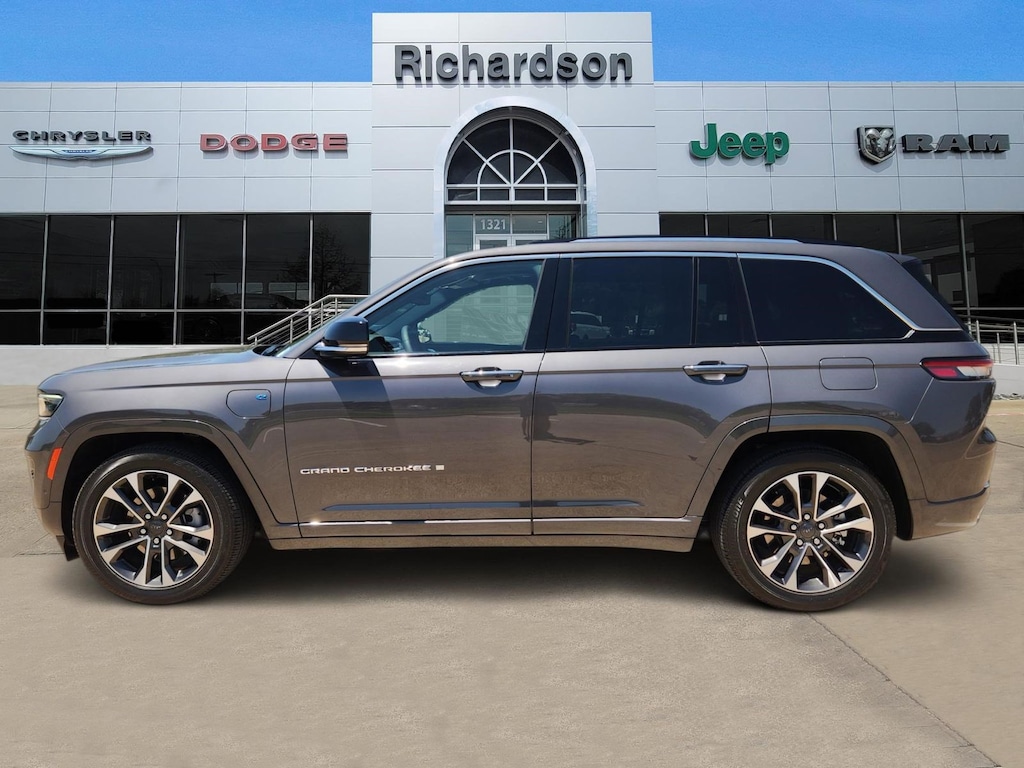 Used 2022 Jeep Grand Cherokee 4xe Overland SUV
