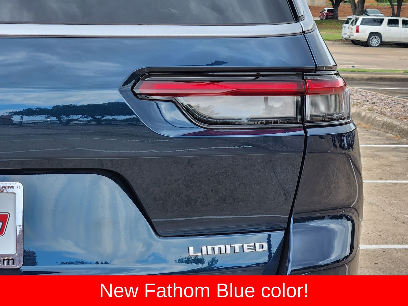 New 2026 Fathom Blue Pearlcoat Jeep L LIMITED 4X4 image 15