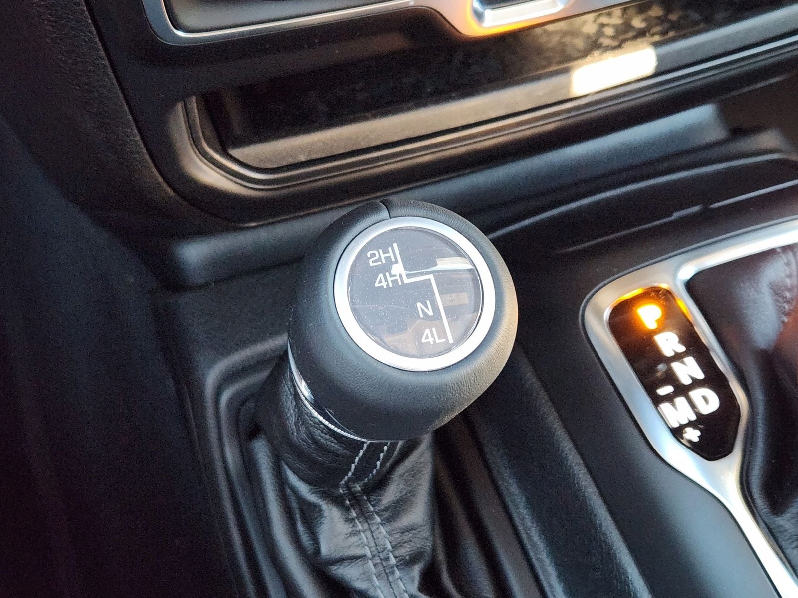 New 2026 Bright White Jeep TEXAS TRAIL 4X4 image 30