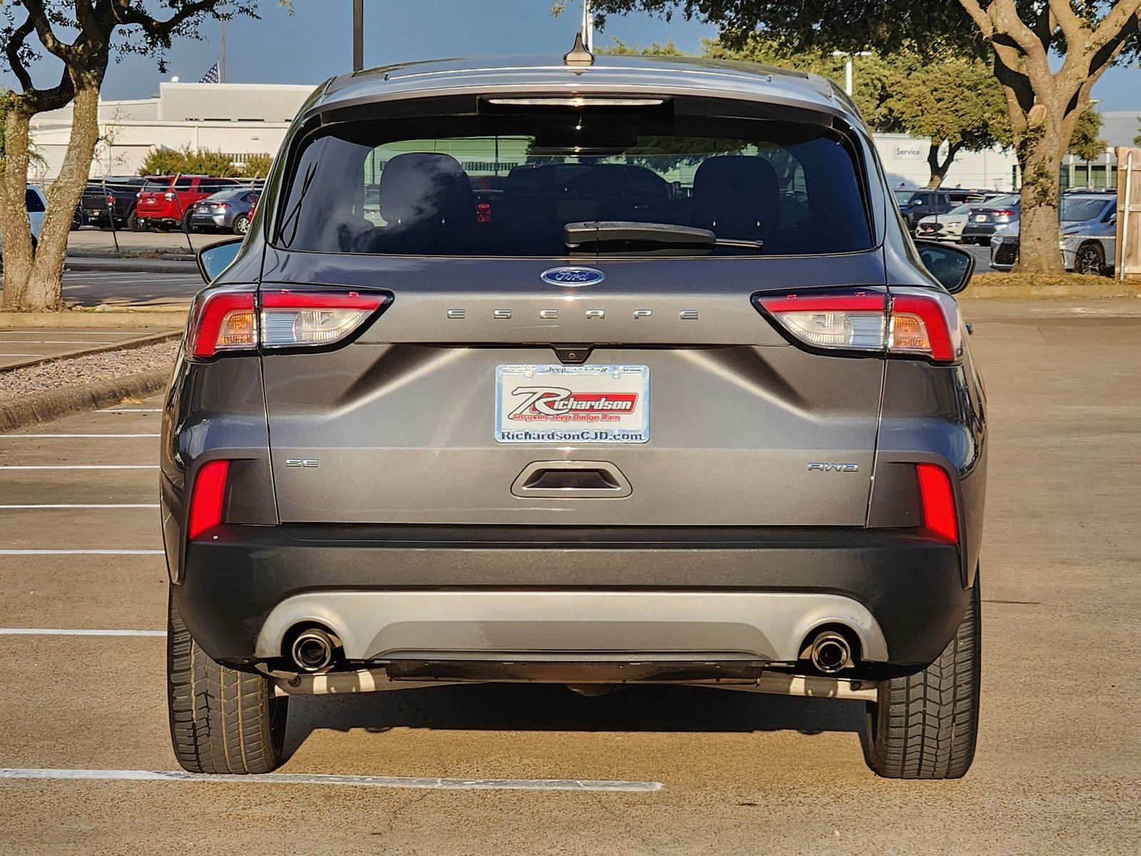 Used 2022 Carbonized Gray Ford SE image 5
