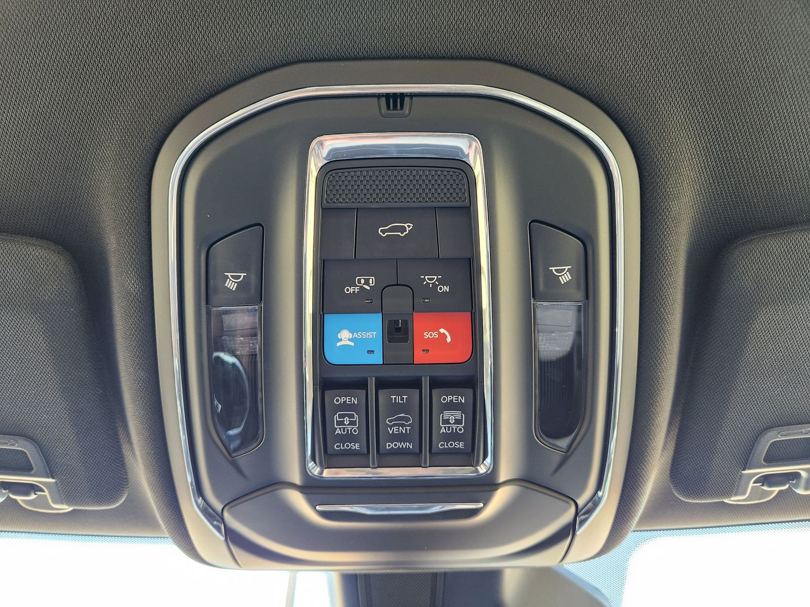 Used 2024 Bright White Jeep Base image 35