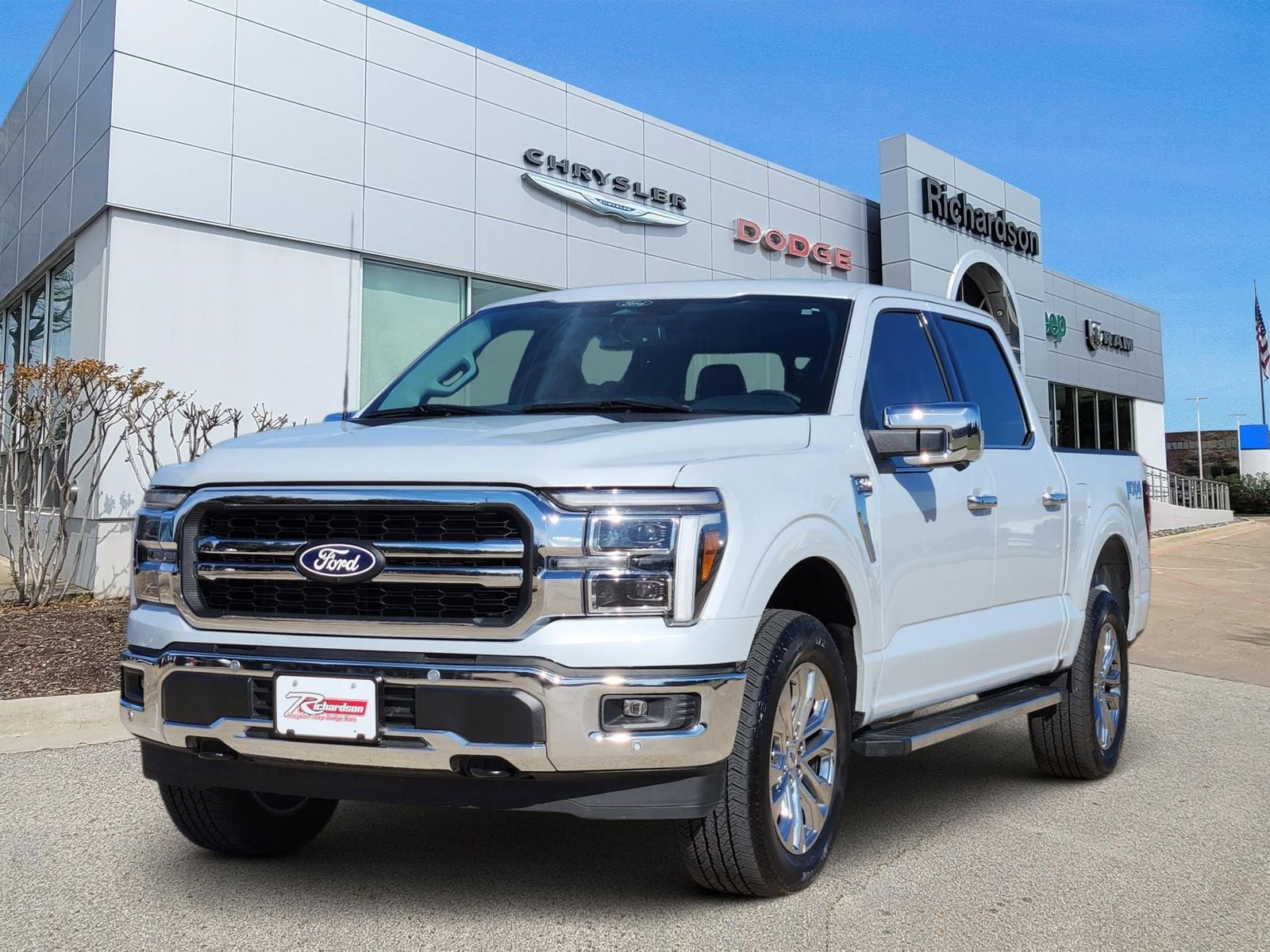 Used 2025 Space White Metallic Ford Lariat image 2