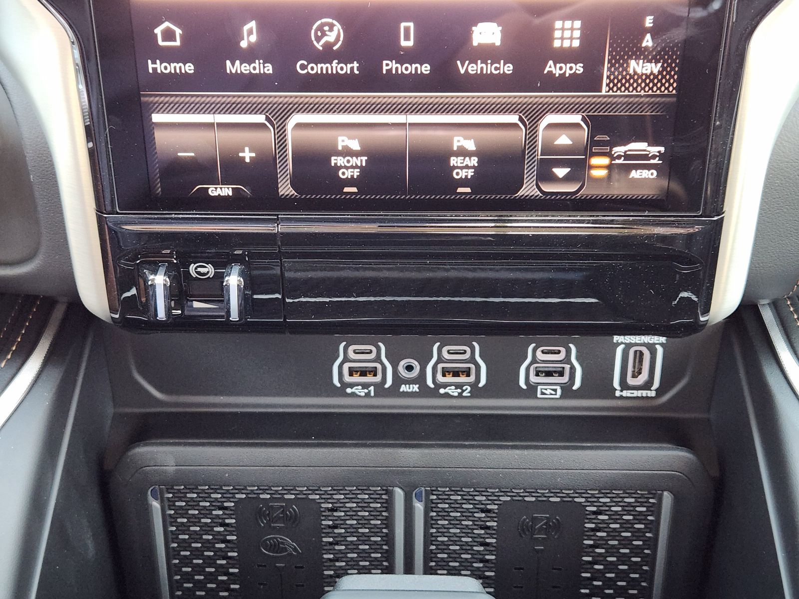 New 2026 Ivory White Tri-Coat Pearlcoat Ram TUNGSTEN CREW CAB 4X4 image 29