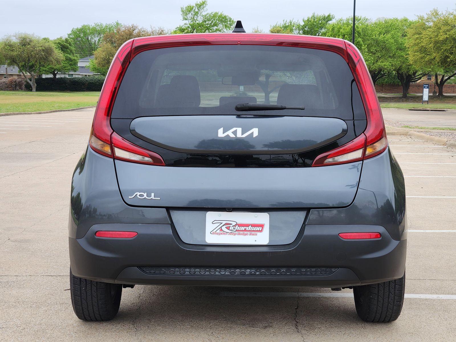 Used 2022 Gravity Gray Kia LX image 5