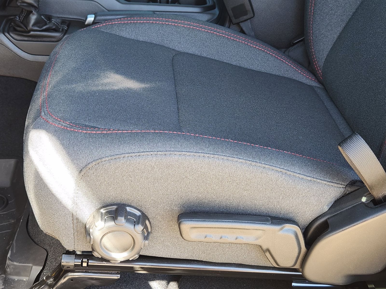 New 2026 Black Jeep 4-DOOR RUBICON image 33