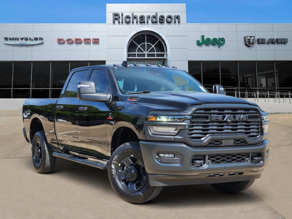 New 2026 Ram 2500 TRADESMAN CREW CAB 4X4 6'4 BOX Pickup