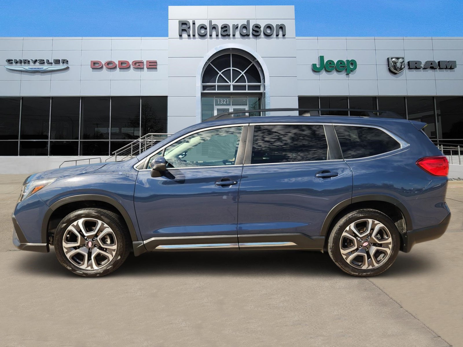 Used 2023 Subaru Ascent Limited 7-Passenger SUV
