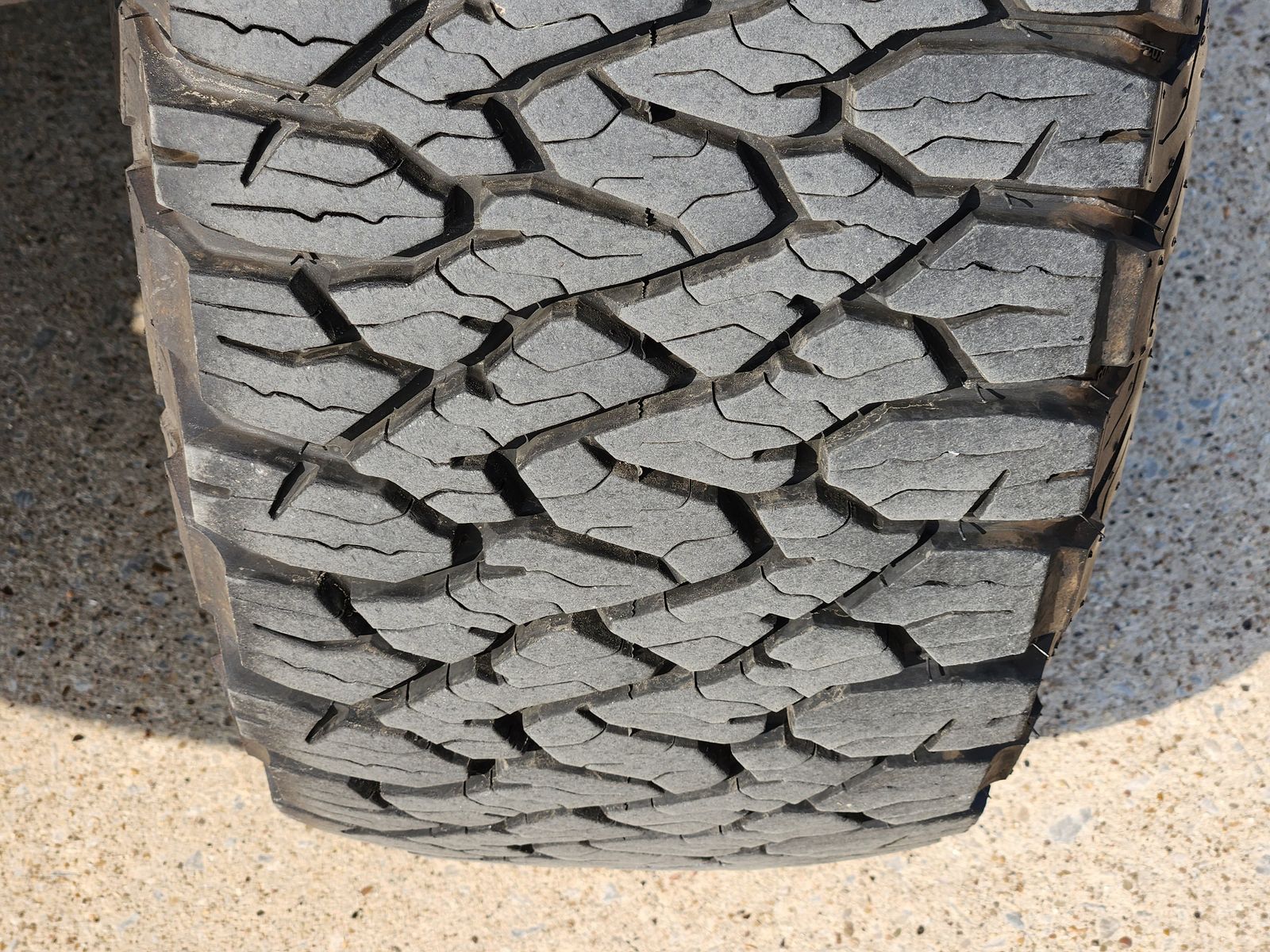 Used 2022 Granite Crystal Ram Laramie image 24