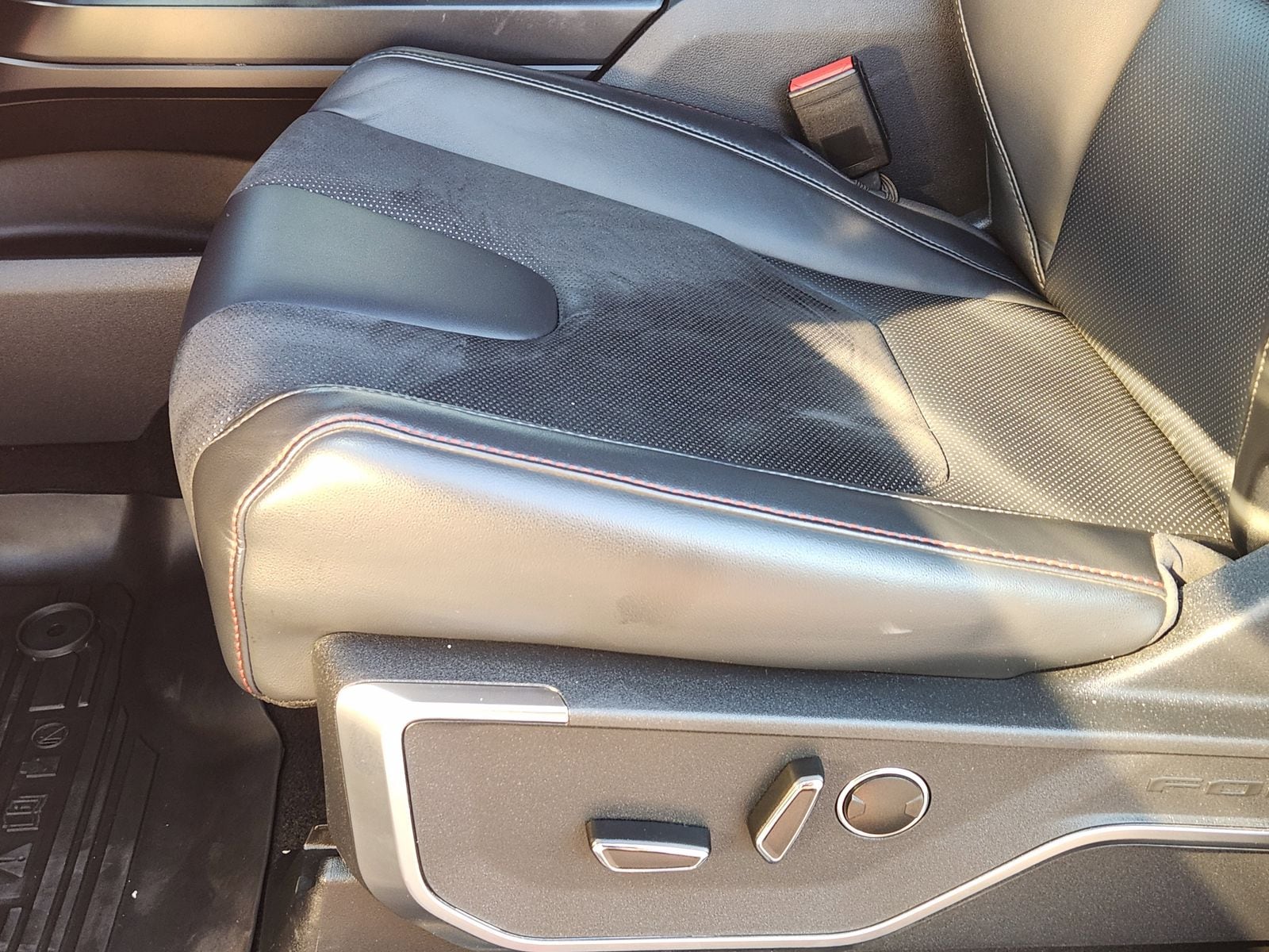 Used 2024 Antimatter Blue Ford Raptor image 34