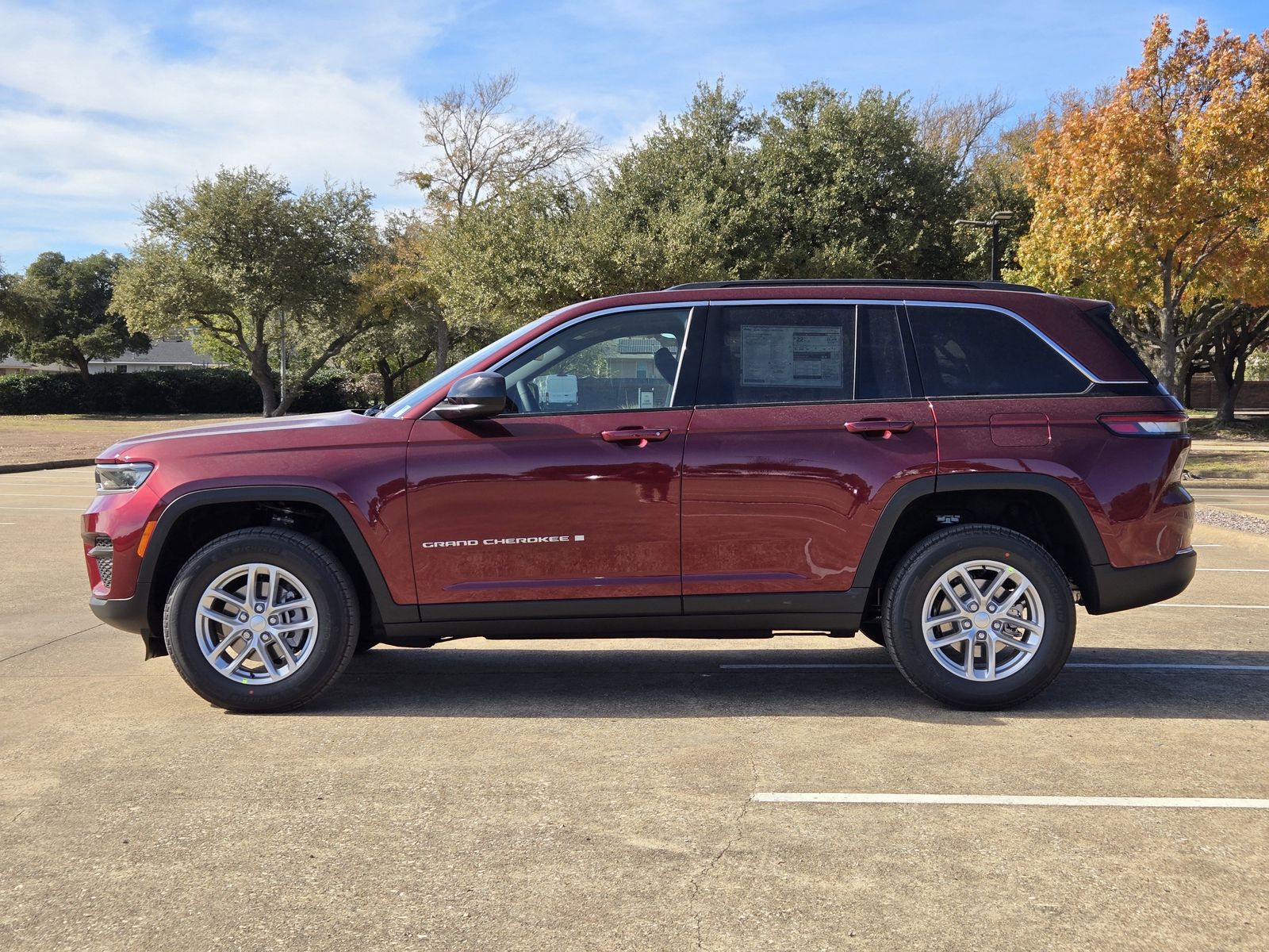 New 2025 Velvet Red Pearlcoat Jeep LAREDO X 4X4 image 3