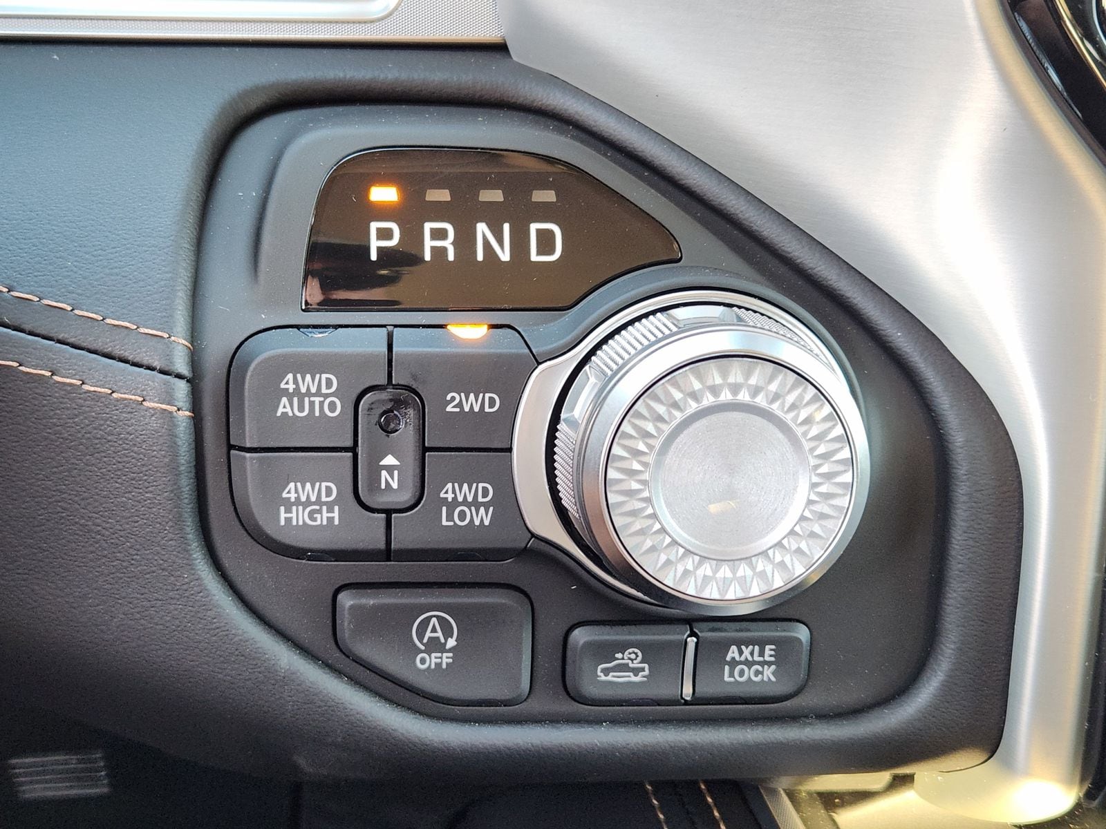 New 2026 Ivory White Tri-Coat Pearlcoat Ram TUNGSTEN CREW CAB 4X4 image 24