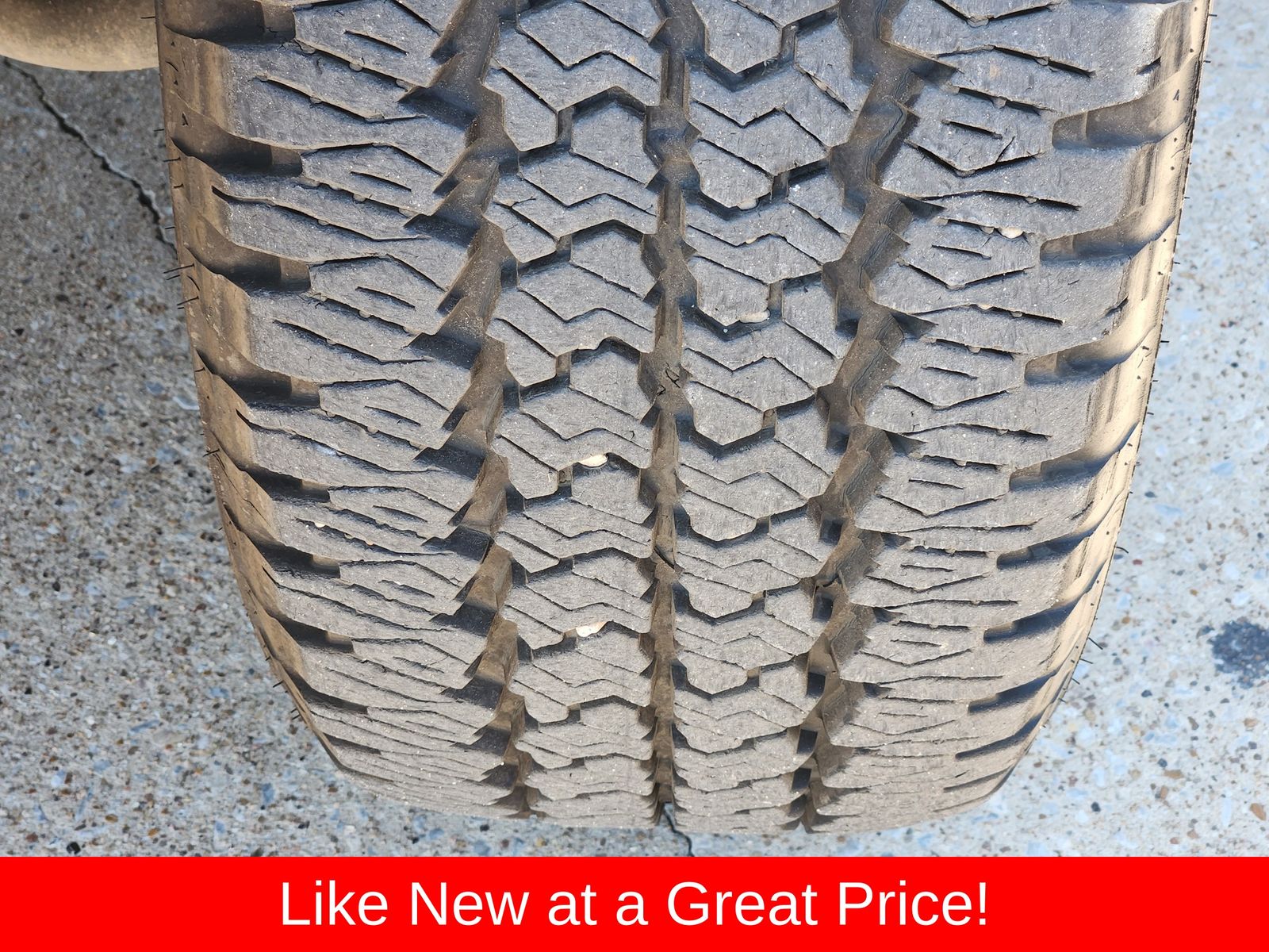 Used 2026 Ceramic Gray Clearcoat Ram Laramie image 23