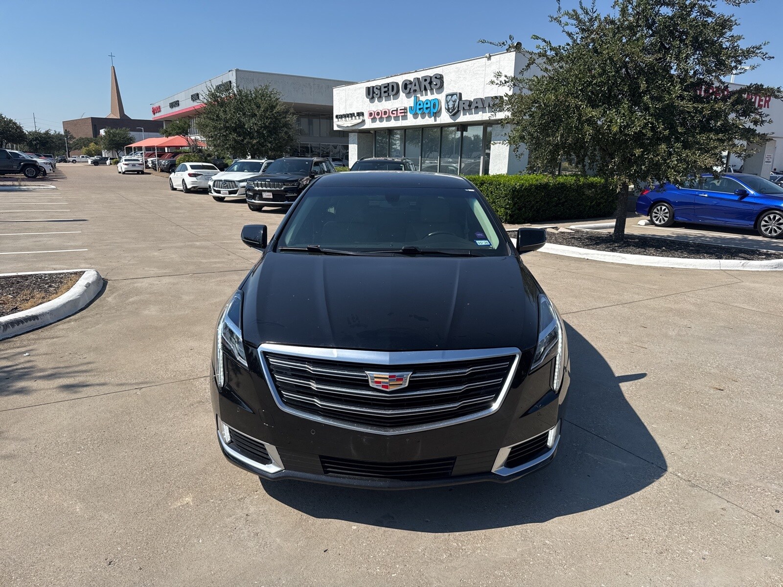 2019 Cadillac XTS Luxury photo 3