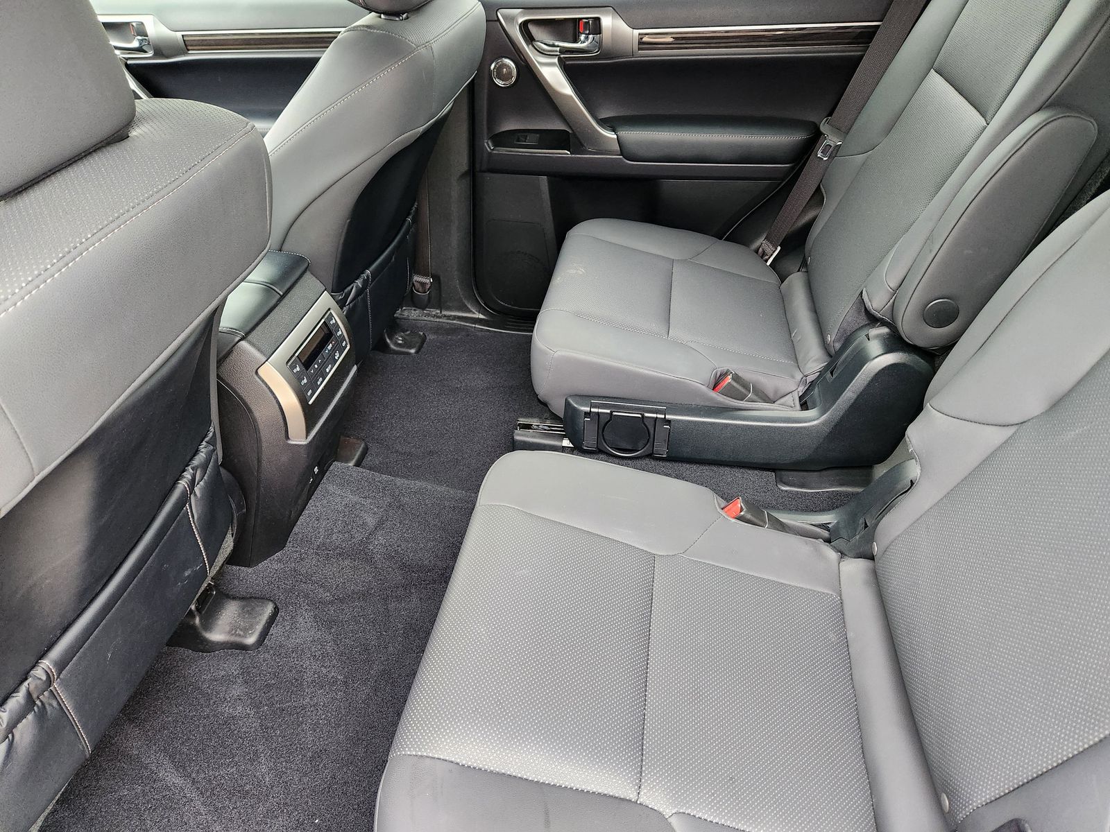 Used 2023 Nebula Gray Pearl Lexus  image 40