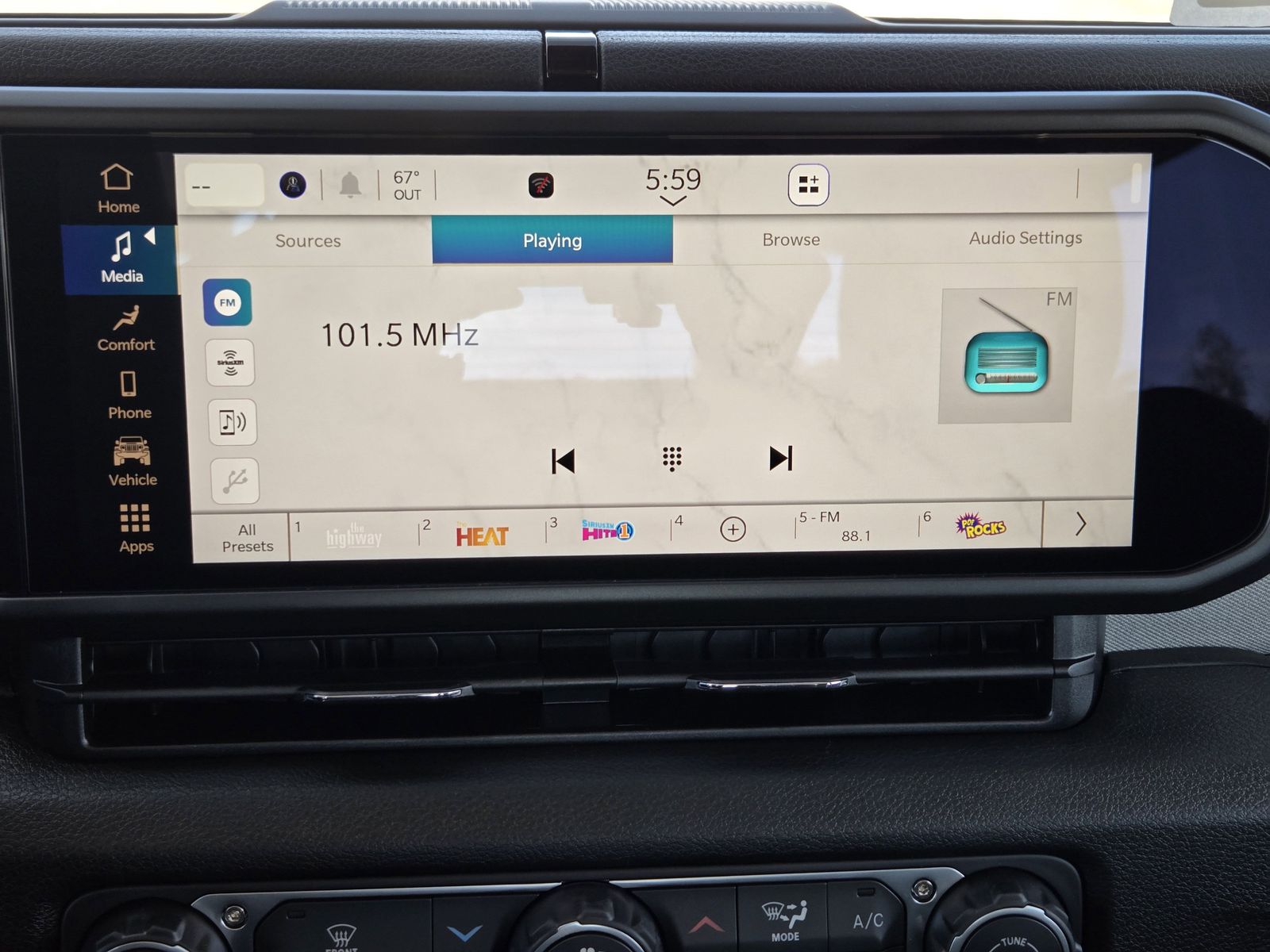 New 2026 Bright White Jeep 2-DOOR SPORT image 17