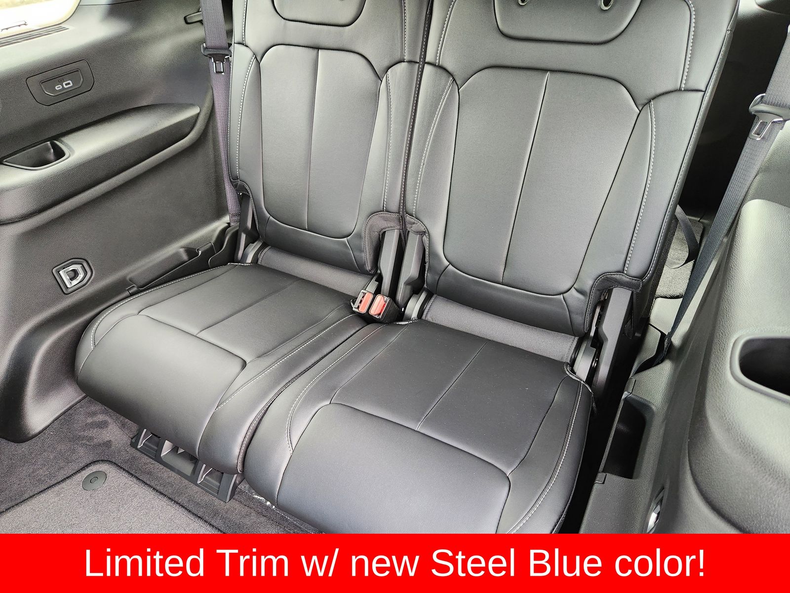 New 2026 Steel Blue Jeep L LIMITED 4X4 image 40