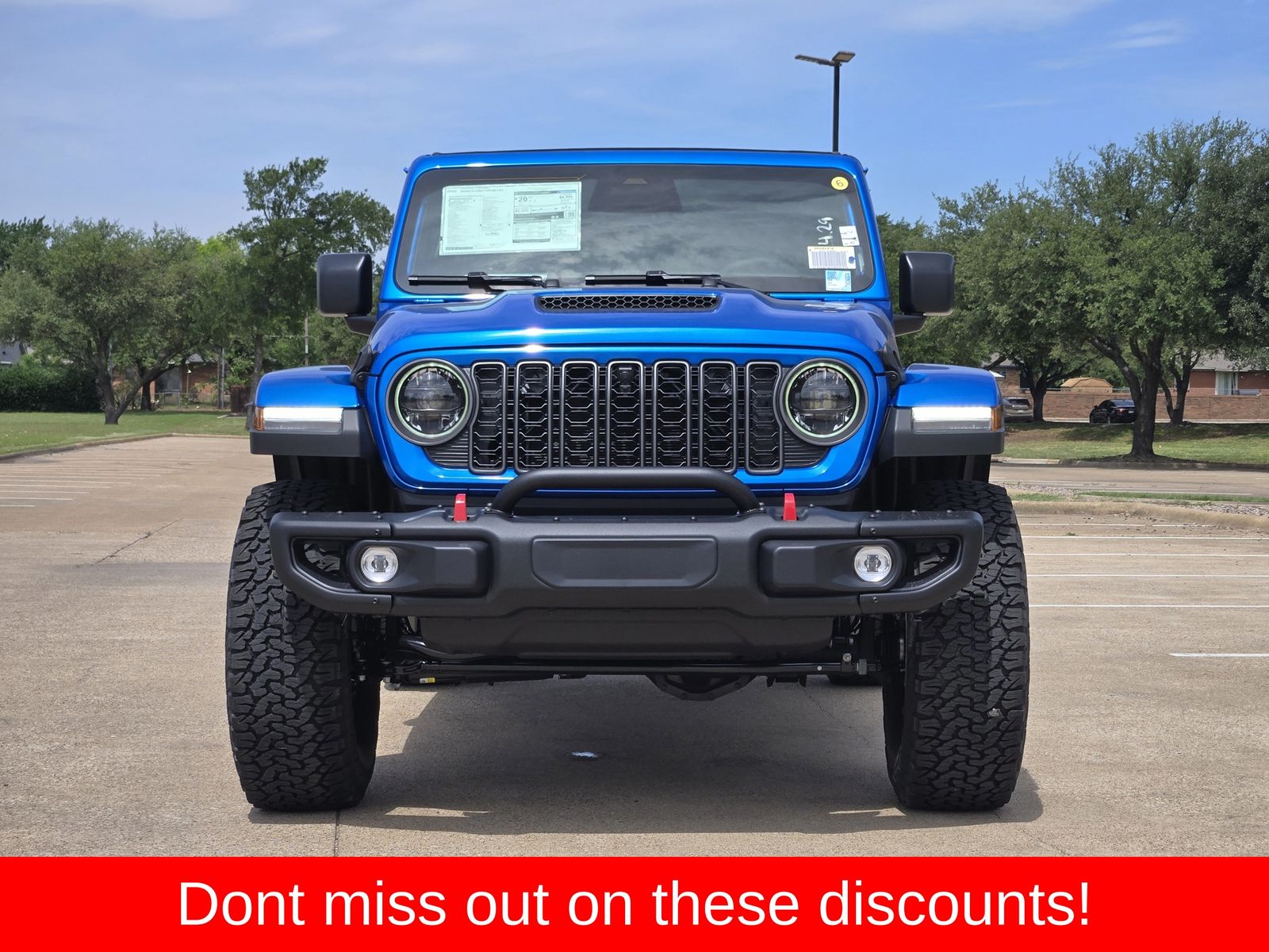 New 2026 Hydro Blue Pearlcoat Jeep 4-DOOR RUBICON X image 8