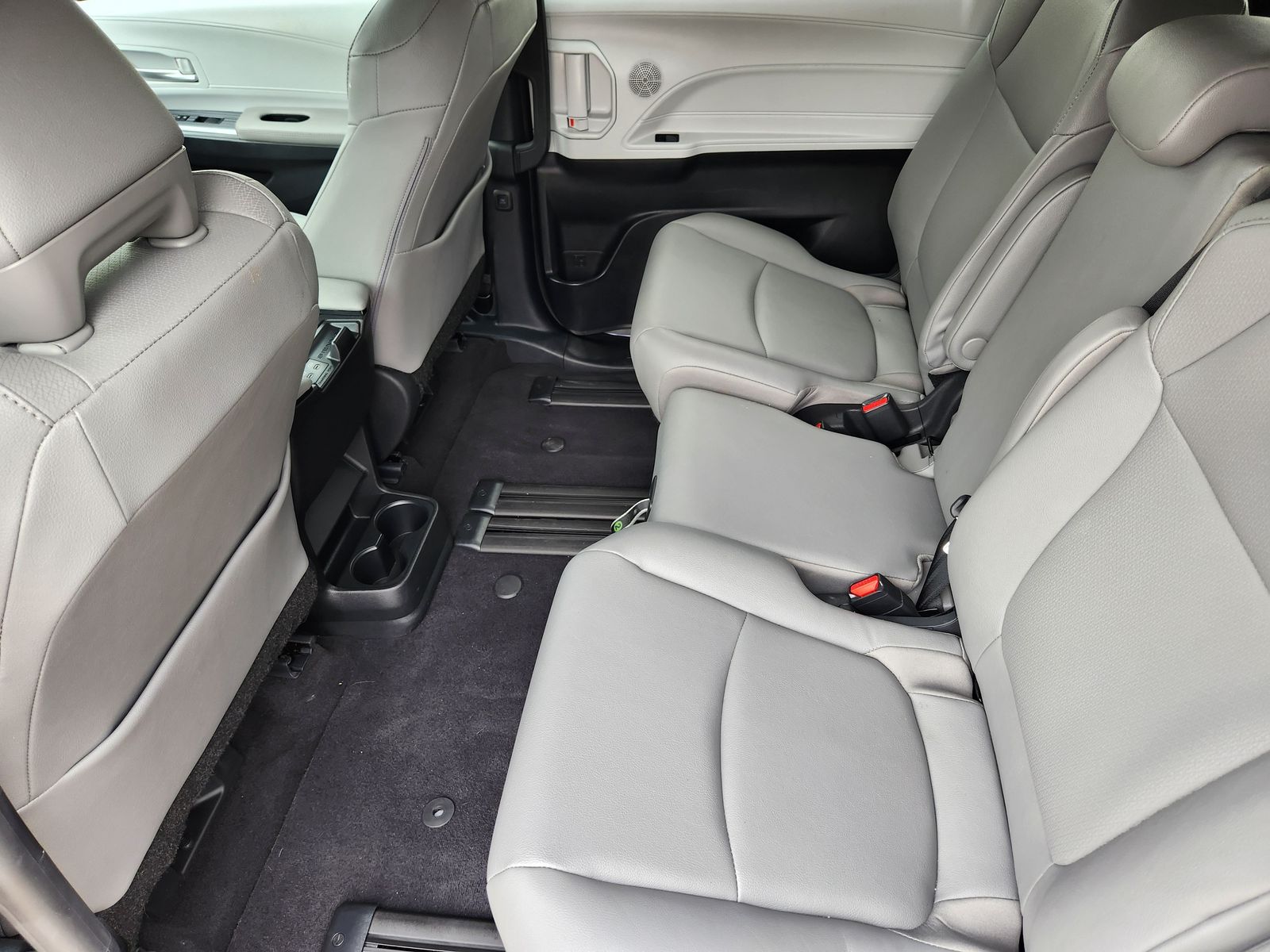 Used 2026 Blueprint Toyota XLE 7 Passenger image 37