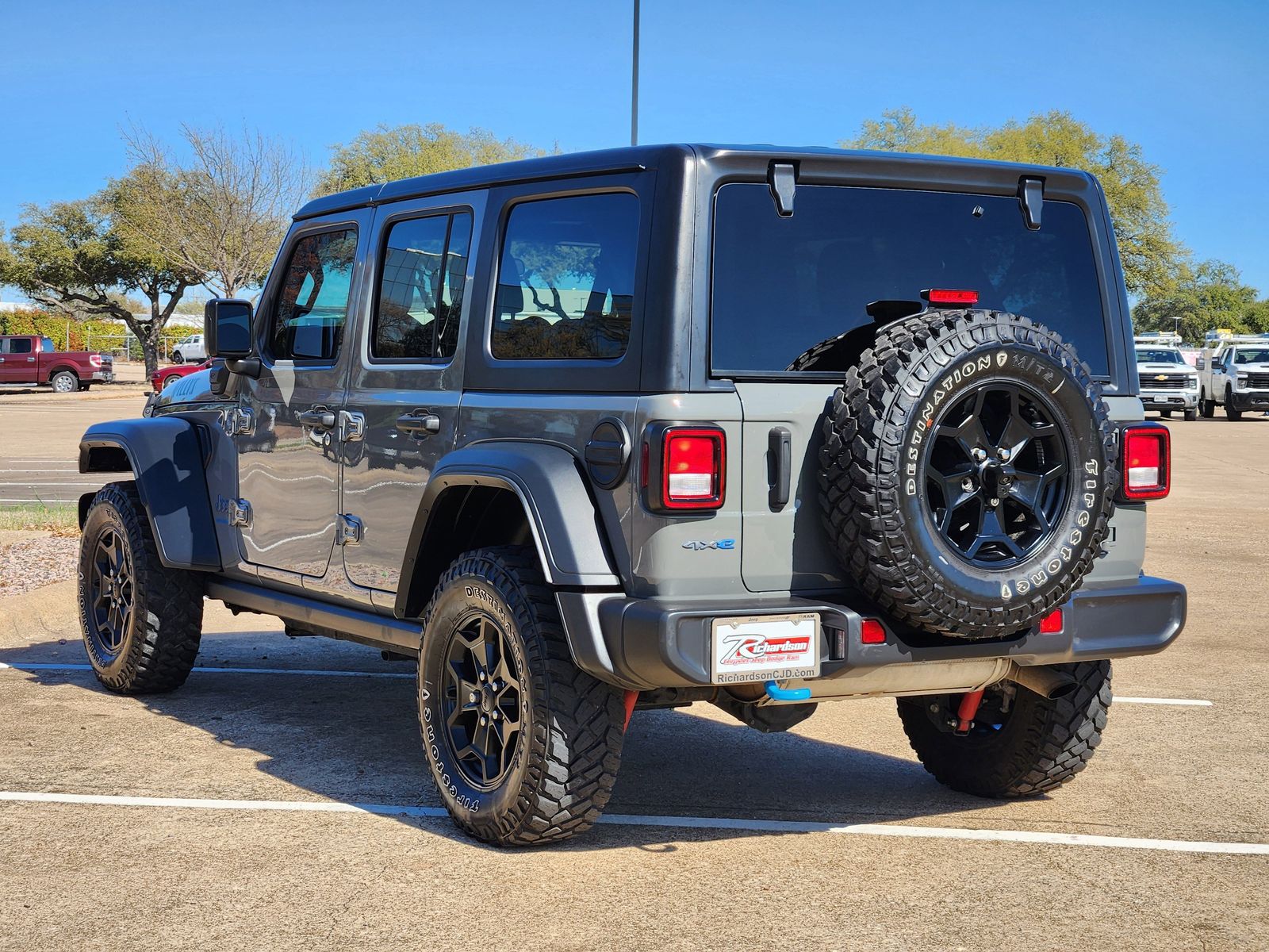 Used 2023 Sting-Gray Clearcoat Jeep  image 4