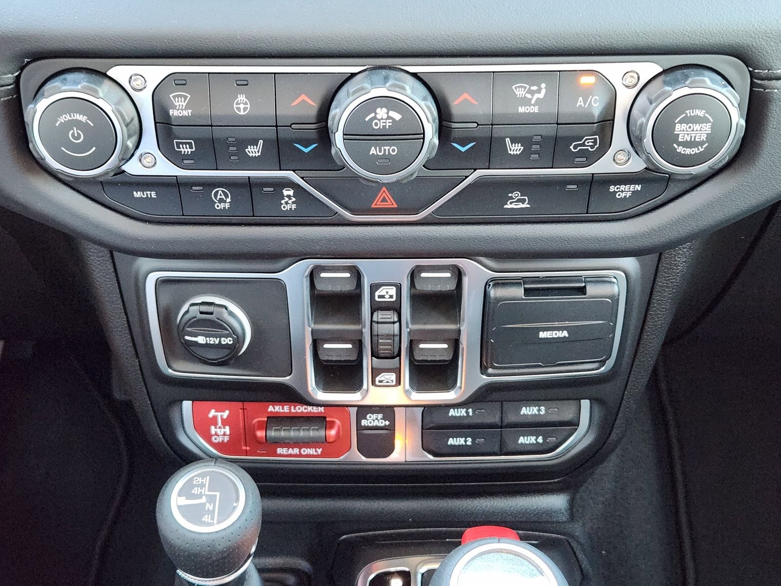 New 2026 Black Jeep MOJAVE 4X4 image 26